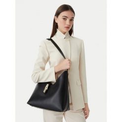 Torebka Furla. Czarne torebki do ręki damskie Furla, bez wzorów, klasyczne, bez dodatków. Za 1,349.00 zł.