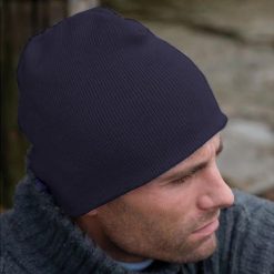 Akrylowa Zimowa Czapka Pull On Soft Feel. Białe czapki i kapelusze męskie RESULT, na zimę, bez wzorów, z materiału. Za 25.99 zł.