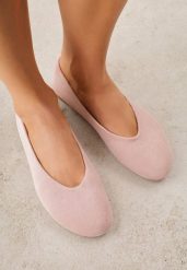 Różowe Balerinki z Imitacji Zamszu w Stylu Basic Saraphiele. Czerwone baleriny damskie Renee, bez wzorów, z jeansu, bez obcasa. Za 74.99 zł.