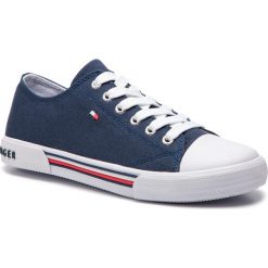 Trampki TOMMY HILFIGER - Low Cut Lace-Up Sneaker T3X4-30278-0034 D Blue 800. Trampki i tenisówki dziewczęce marki Tommy Hilfiger. Za 259.00 zł.