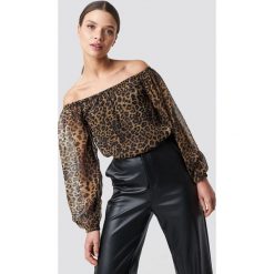 NA-KD Boho Szyfonowa bluzka z odkrytymi ramionami - Multicolor. Bluzki damskie marki NA-KD Boho. W wyprzedaży za 32.38 zł.