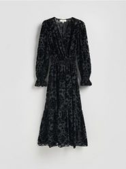 Wzorzysta sukienka maxi - czarny. Czarne sukienki damskie Reserved, l, bez wzorów, z tkaniny, bez kołnierzyka, bez ramiączek, maxi, rozkloszowane. Za 279.99 zł.