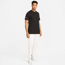 T-shirt sportowy z krótkim rękawem męski Park 20 M Tee. Czarne buty sportowe męskie Nike, m, bez wzorów, z bawełny, sportowe, bez kołnierzyka. Za 99.99 zł.
