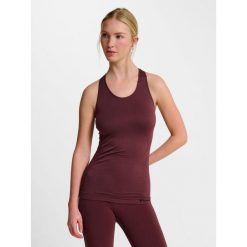 Damski bezszwowy tank top Hummel TIF. Brązowe koszulki sportowe damskie Hummel, bez wzorów, z tkaniny, bez kołnierzyka, bez ramiączek, do piłki nożnej. Za 163.50 zł.