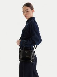 Guess Torebka Arnela Mini HWNY94 96750 Czarny. Czarne torebki do ręki damskie Guess, z aplikacjami, ze skóry, bez dodatków. Za 589.99 zł.