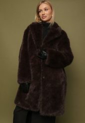 Brązowy Płaszcz Futerko o Długim Kroju Otirena. Brązowe płaszcze damskie Born2be, l, bez wzorów, z futra, eleganckie, długie, bez kaptura. Za 299.99 zł.