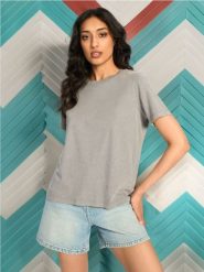 Koszulka - szary. Szare t-shirty damskie Sinsay, l, bez wzorów, z bawełny, bez kołnierzyka. W wyprzedaży za 17.99 zł.