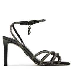 Sandały Steve Madden. Czarne sandały damskie Steve Madden, bez wzorów, bez obcasa, na szpilce, bez zapięcia. Za 299.99 zł.