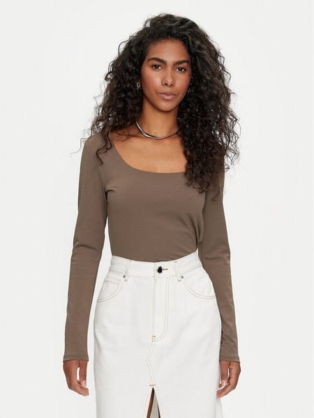 Pieces Bluzka Neja 17151121 Brązowy Slim Fit. Brązowe bluzki damskie Pieces, xs, bez wzorów, z syntetyku, bez kołnierzyka, bez ramiączek. Za 89.99 zł.