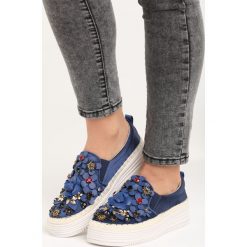 Niebieskie Slip On I'm Real Maniac. Trampki i tenisówki damskie marki bonprix. Za 109.99 zł.