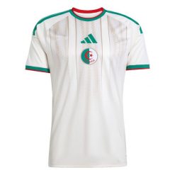 Koszulka domowa Algeria 26. Białe koszulki sportowe męskie Adidas, bez wzorów, bez kołnierzyka, bez ramiączek, do piłki nożnej, climacool (adidas). Za 439.00 zł.