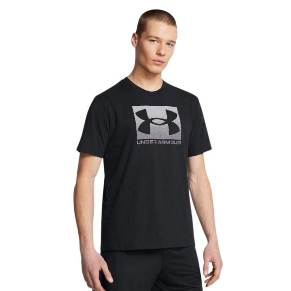 T-shirt Męski Logo. Czarne t-shirty męskie Under Armour, l, bez wzorów, z bawełny, klasyczne, bez kołnierzyka. Za 89.00 zł.