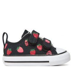 Trampki Converse. Czarne trampki i tenisówki dziewczęce Converse, bez wzorów, bez zapięcia. Za 179.99 zł.