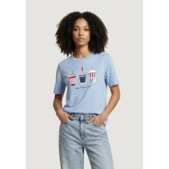 Koszulka crop top Kobieta ONLY Onlburst Life S/S Popcorn Top Box Jrs. Niebieskie t-shirty damskie Only, s, bez wzorów, z bawełny, bez kołnierzyka. W wyprzedaży za 146.35 zł.