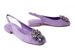 ALMA EN PENA V240391 suede lilac, czółenka damskie. Fioletowe sandały damskie Alma en Pena, bez wzorów, ze skóry, bez obcasa, na obcasie, bez zapięcia. Za 350.94 zł.