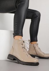 Beżowe Skórzane Botki Typu Trzewiki Wioselle. Brązowe botki damskie Renee, z jeansu, eleganckie, bez obcasa, na płaskiej podeszwie, bez zapięcia. Za 209.99 zł.