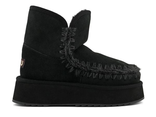 MOU Platform boot suede Śniegowce damskie. Czarne śniegowce i trapery damskie Mou, z materiału. Za 459.99 zł.