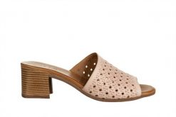 Klapki Bayla-161 191 806 21201 Cameo 161720, Różowy, Skóra naturalna - 39. Czerwone klapki damskie Bayla, bez wzorów, z gumy, bez obcasa, na słupku. W wyprzedaży za 179.10 zł.