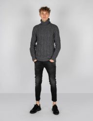 Xagon Man Sweter "Turtleneck" | A21081J10301 | Mężczyzna | Szary. Szare swetry przez głowę męskie Xagon, m, bez wzorów, z tkaniny, bez kołnierzyka. W wyprzedaży za 349.00 zł.