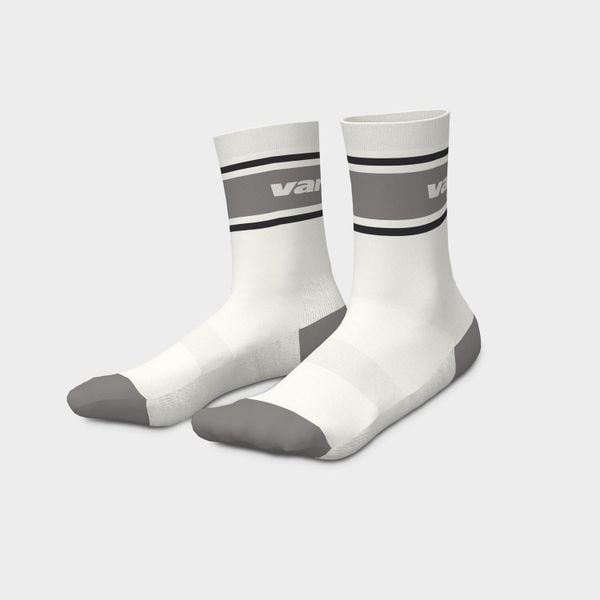 Varlion Pro Original skarpety męskie 41-45 - oddychające, anatomiczne. Niebieskie skarpety męskie 2117 OF SWEDEN, bez wzorów, z tkaniny. Za 133.99 zł.