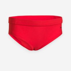 Slipki pływackie dla malucha Nabaiji. Czerwone kąpielówki dla chłopców Decathlon, bez wzorów, z elastanu. Za 19.99 zł.