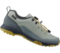Kobiety - Buty kolarskie ET501W. Zielone obuwie sportowe damskie Shimano, bez wzorów, z gumy, rowerowe. Za 599.00 zł.