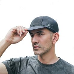 Czapka kolarska Rockbros z daszkiem. Czarne czapki i kapelusze męskie ROCKBROS, bez wzorów, z materiału, wakacyjne. Za 73.56 zł.
