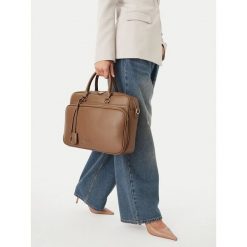 Torba na laptopa Nine West. Brązowe plecaki damskie Nine West, bez wzorów. Za 299.99 zł.