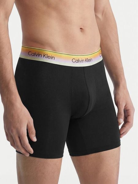 Calvin Klein Underwear Bokserki LV00NB4591 Czarny. Czarne bokserki męskie Calvin Klein Underwear, m, bez wzorów, z bawełny. Za 91.99 zł.