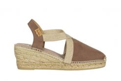Sandały Toni Pons Tona Taupe 204005, Beżowy, Skóra naturalna - 40. Brązowe sandały damskie Toni Pons, bez wzorów, z bawełny, bez obcasa, bez zapięcia. W wyprzedaży za 206.10 zł.