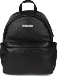 Beltimore Czarny mały skórzany plecak damski elegancki plecaczek A5 Beltimore P15. Czarne plecaki damskie Beltimore, bez wzorów, eleganckie. Za 239.99 zł.