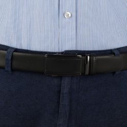 Pasek męski skórzany 3,5 cm klamra automatyczna Beltimore czarny 02-572 : Kolory - czarny, Rozmiar pasków - r.115-130 cm. Czarne paski damskie bez wzorów, ze skóry, wizytowe. Za 64.99 zł.