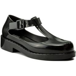 Półbuty MELISSA - Kazakova Ad 32311 Black 01003. Czarne półbuty damskie Melissa, z tworzywa sztucznego. W wyprzedaży za 219.00 zł.