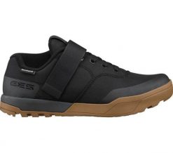 MTB - buty rowerowe GE500W, czarne. Czarne obuwie sportowe damskie Shimano, bez wzorów, z gumy, do biegania. Za 540.00 zł.