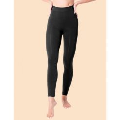 Legginsy Capri Tecnología FIR Noah. Niebieskie legginsy damskie Anaissa, m, bez wzorów, z poliamidu, na fitness i siłownię. W wyprzedaży za 200.00 zł.