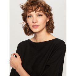 Sweter - Czarny. Czarne kardigany damskie Reserved, l, bez wzorów, bez kołnierzyka, bez ramiączek, bez kaptura. Za 99.99 zł.