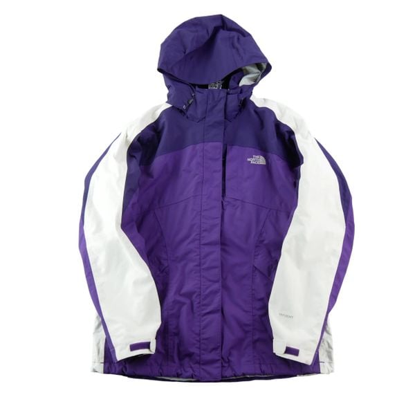 Second life - Parka Damska Regular fit HyVent - Stan bardzo dobry. Fioletowe parki damskie The North Face, l, bez wzorów, z materiału, eleganckie, bez kaptura. Za 256.96 zł.