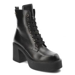 Czarne Botki Karino Eleganckie Obuwie Damskie Na Obcasie. Czarne kozaki damskie Karino, ze skóry, bez obcasa, na obcasie. Za 489.00 zł.