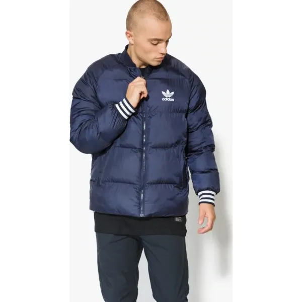 Adidas Kurtka Sst Jacket , granatowy, rozmiar M. Niebieskie kurtki męskie Adidas, m, bez wzorów, z materiału, bez kaptura. W wyprzedaży za 429.99 zł.