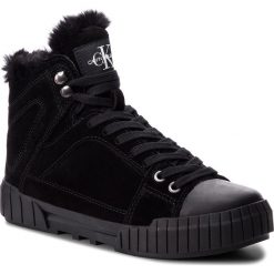 Trampki CALVIN KLEIN JEANS - Bolla RE9772 Black. Czarne półbuty damskie Calvin Klein Jeans, bez wzorów, z jeansu, eleganckie, za kostkę, bez zapięcia. W wyprzedaży za 399.00 zł.