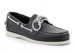 Tenisówki Sebago Model Docksides Portland Kolor Niebieski. Niebieskie trampki i tenisówki damskie Sebago, bez wzorów, z materiału, bez zapięcia. Za 720.05 zł.