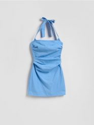 Sukienka mini z wiązaniem - jasnoniebieski. Niebieskie sukienki damskie Reserved, l, bez wzorów, z bawełny, bez kołnierzyka, bez ramiączek, mini, dopasowane. Za 149.99 zł.