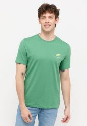 MĘSKA KOSZULKA MUSTANG Austin T-shirt LOGO Deep Grass Green 1015072 6333. Zielone koszulki polo męskie Mustang, m, bez wzorów, bez ramiączek. Za 89.99 zł.