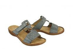 RIEKER 60885-12 blue, klapki damskie. Niebieskie klapki damskie Rieker, bez wzorów, bez obcasa. Za 289.90 zł.