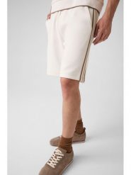 Guess Szorty sportowe Z6YD05 K5008 Kremowy Regular Fit. Białe krótkie spodenki sportowe męskie Guess, l, z aplikacjami, z syntetyku. Za 344.99 zł.