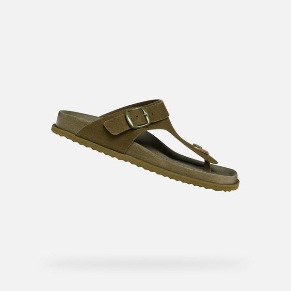 Sandały GEOX D SANDYBETT Zielony. Zielone sandały damskie Geox, bez wzorów, ze skóry, bez obcasa, bez zapięcia. Za 197.99 zł.