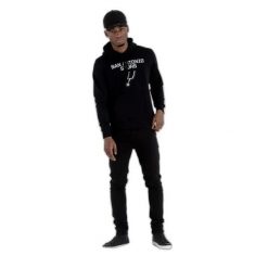 Bluza z kapturem San Antonio Spurs NBA. Czarne bluzy sportowe męskie New Era, xs, bez wzorów, z bawełny, z kapturem, do koszykówki. Za 244.00 zł.