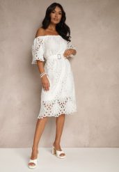 Biała Sukienka z Bawełną Ozdobiona Paskiem z Klamrą Tiavelle. Białe sukienki damskie Renee, na co dzień, l, bez wzorów, z bawełny, eleganckie, bez kołnierzyka, bez ramiączek, midi, kopertowe. Za 74.99 zł.