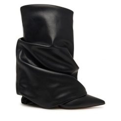 Botki Aldo. Czarne botki damskie Aldo, bez obcasa, na szpilce, bez zapięcia. Za 729.99 zł.