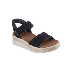 Sandały SKECHERS BOBS SUN RAY Czarny. Czarne obuwie sportowe damskie Skechers, bez wzorów, z syntetyku, bez obcasa, bez zapięcia. Za 260.99 zł.